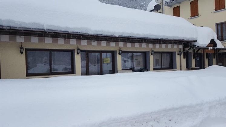 Hotel Restaurant De La Poste Saint-Colomban-des-Villards المظهر الخارجي الصورة